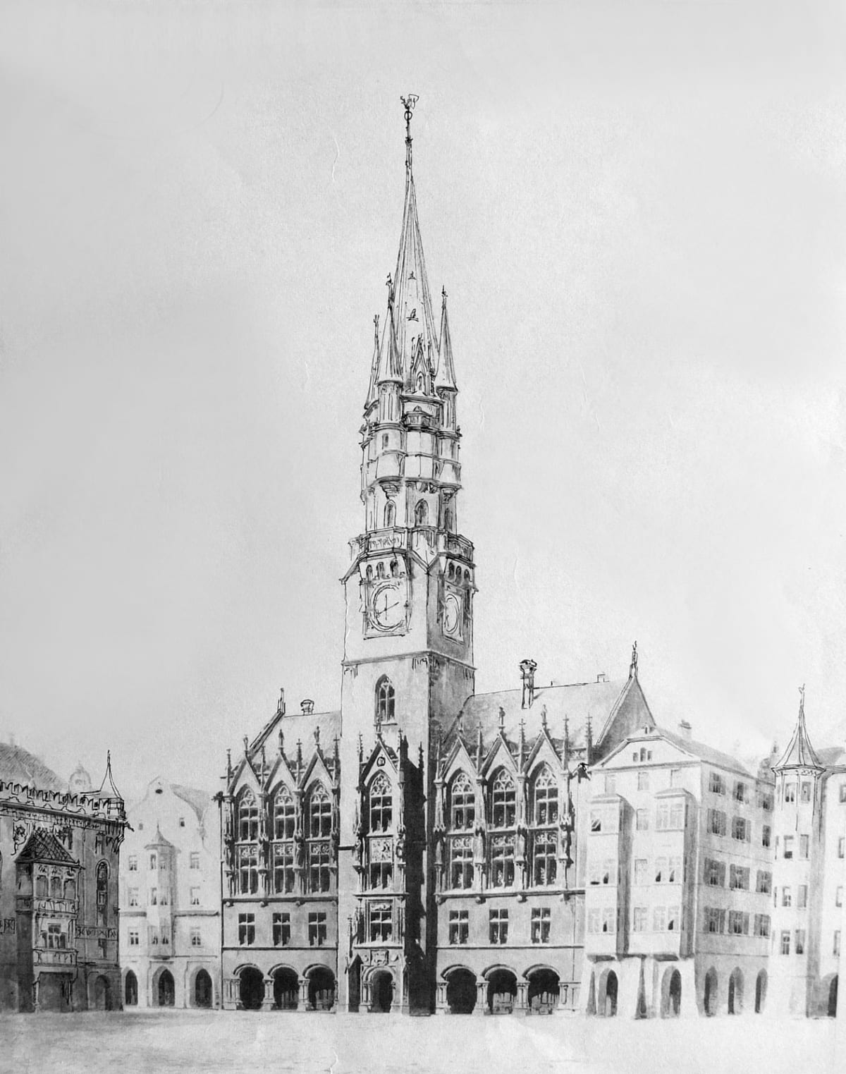 Erweitertes Rathaus mit gotischem Turm