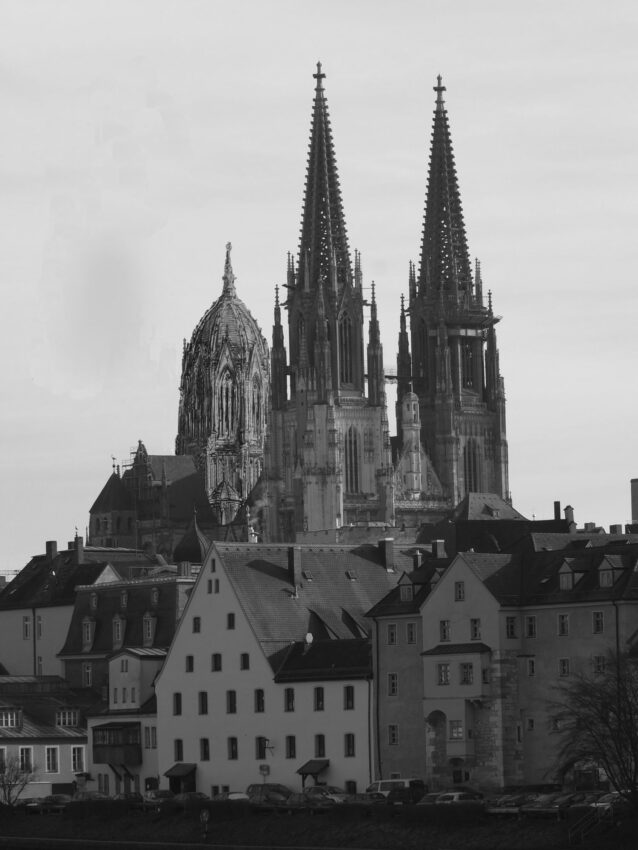 Regensburg Dom von Westen.