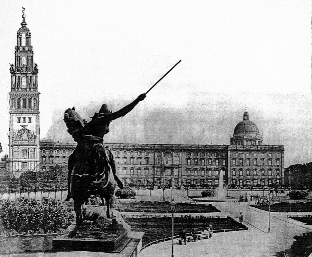 Der Kaisertum am Schloss mit der Lustgartenfassade.