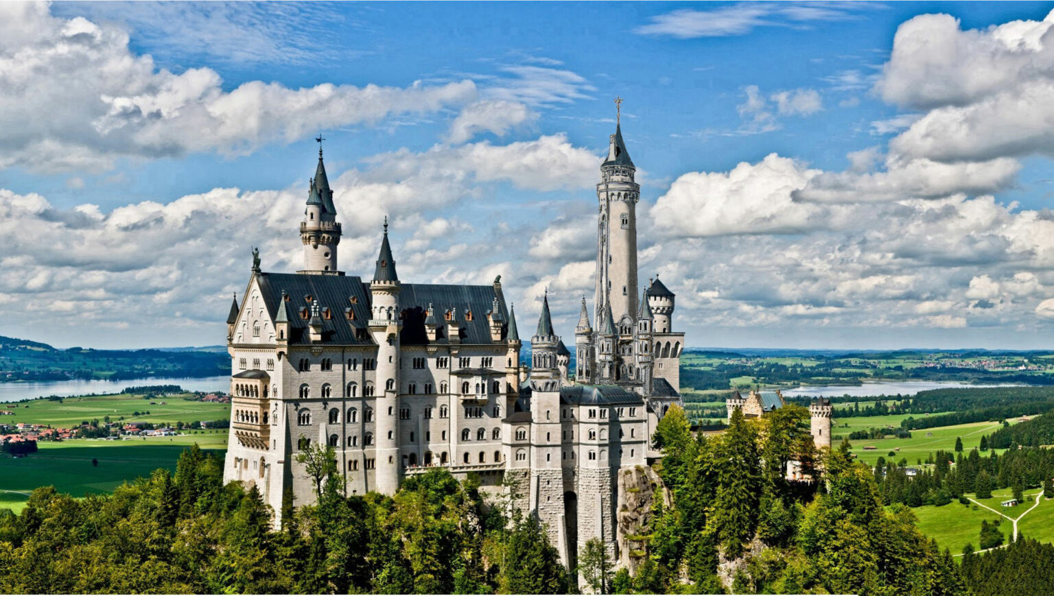 Neuschwanstein, Ansicht auf Südseite.
