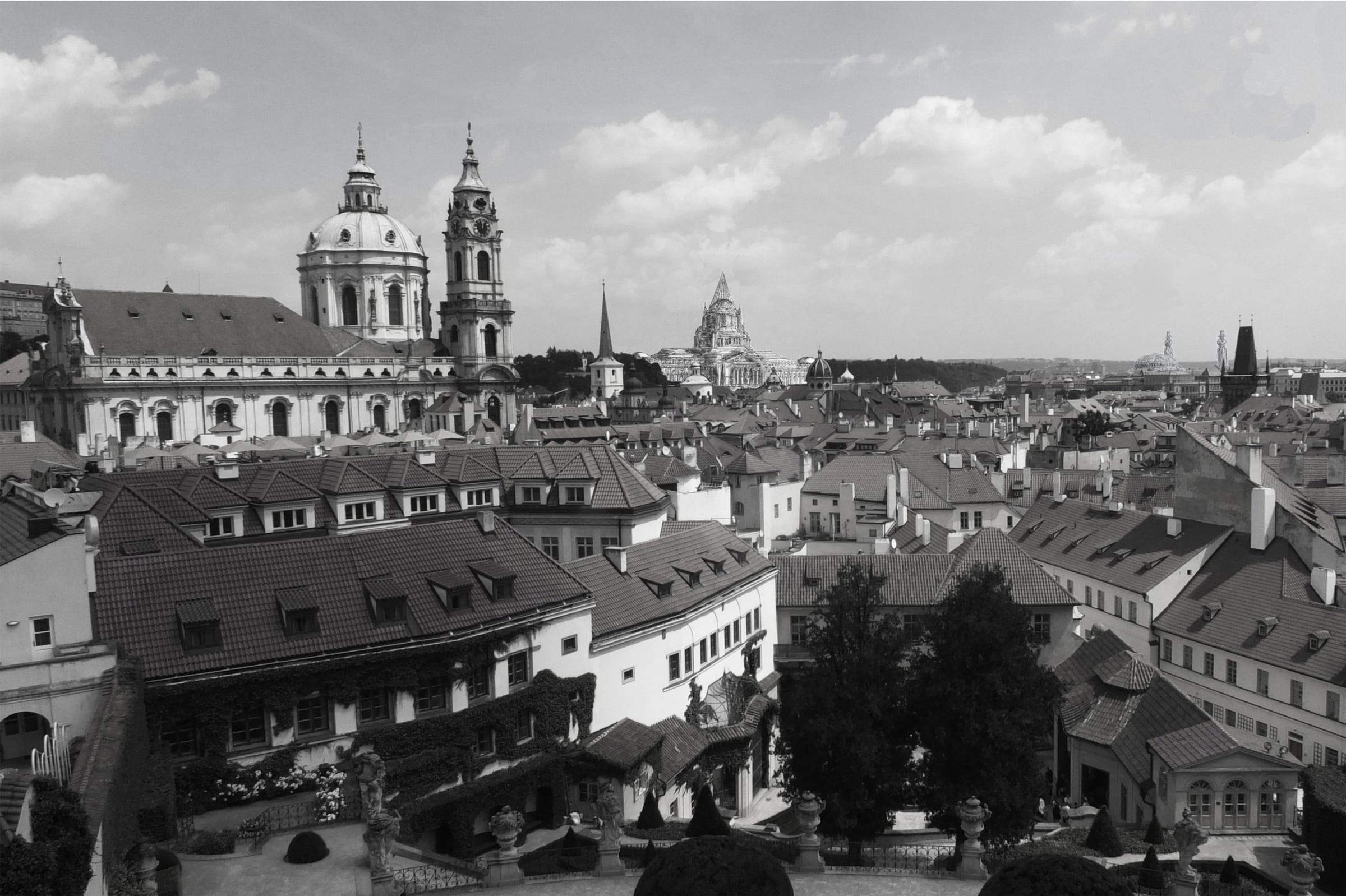 Prag. Blick aus dem Wrba Garten auf den Letna