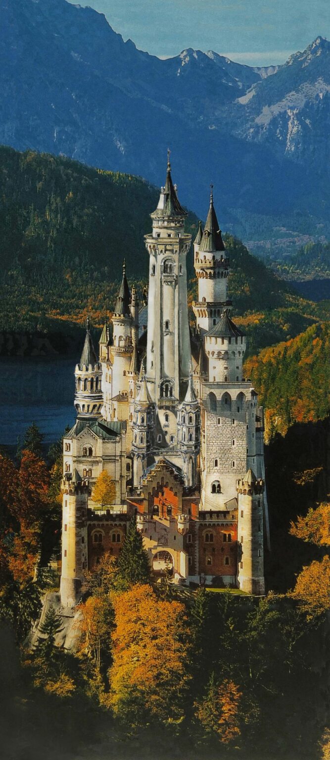 Neuschwanstein, Ansicht von Osten aus dem Flug.